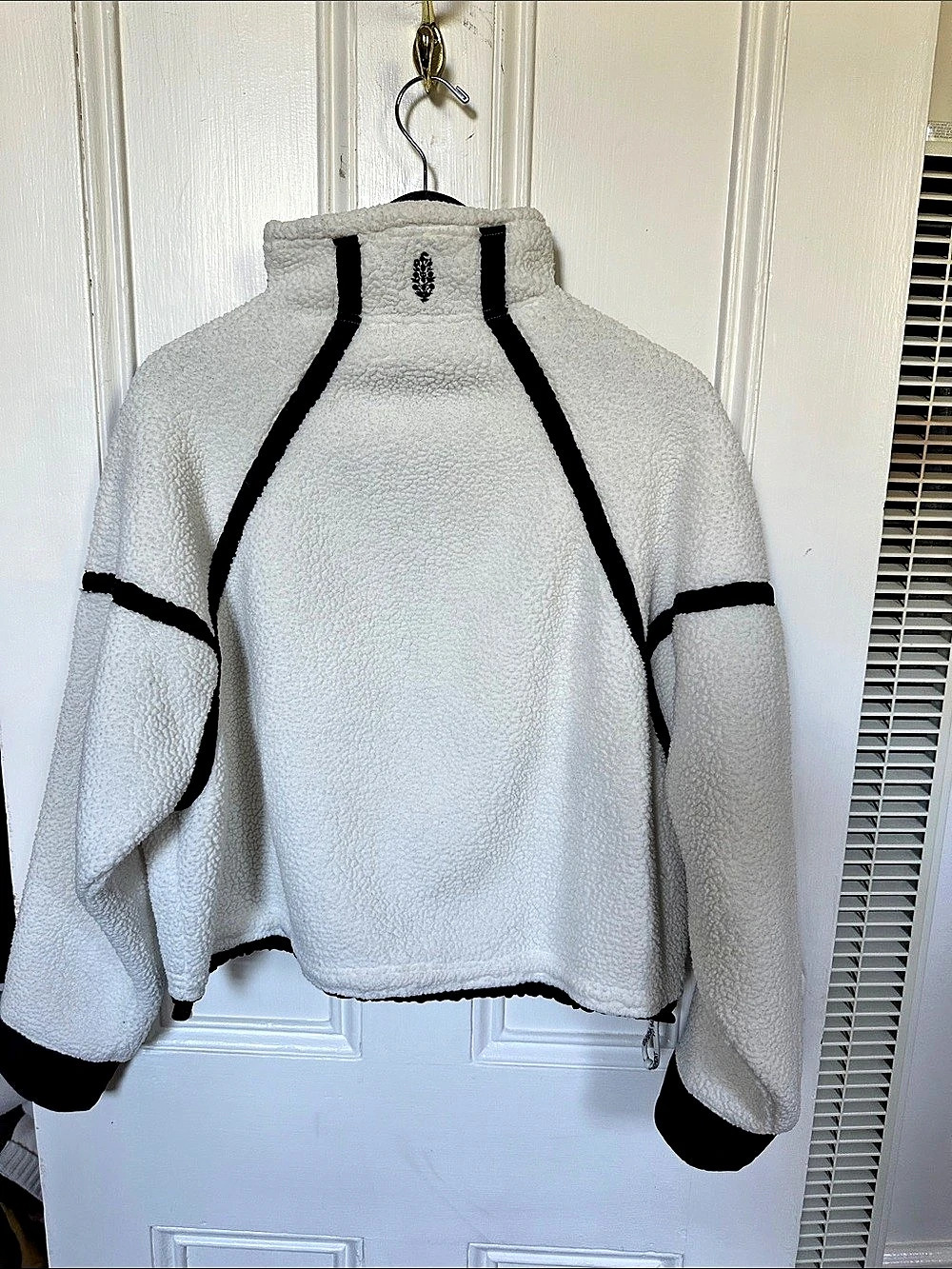 FP Movement Hit The Slopes Fleece Jacket White & Black - Picture 2 of 3